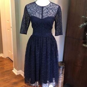 ML MONIQUE LHUILLIER DRESS